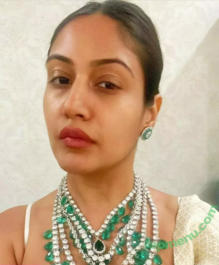 Surbhi Chandna nude photo #0164 (officialsurbhic)