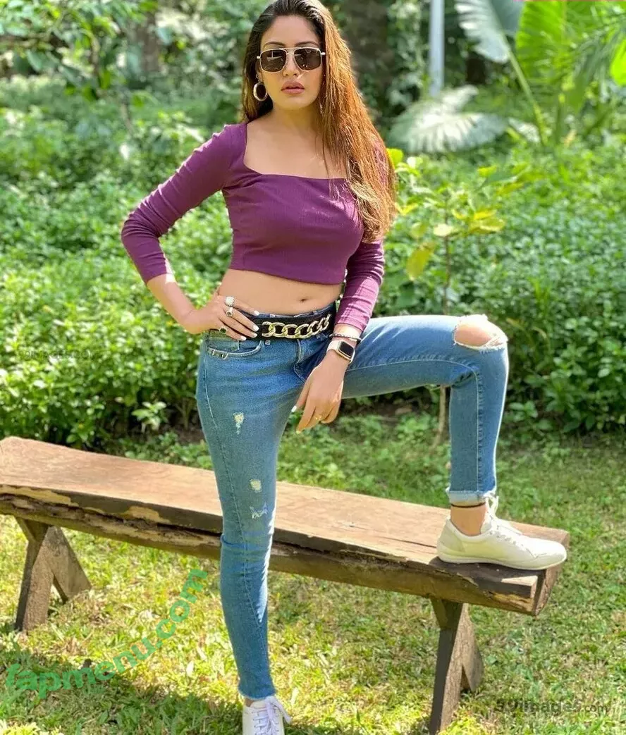 Surbhi Chandna nude photo #0202 (officialsurbhic)