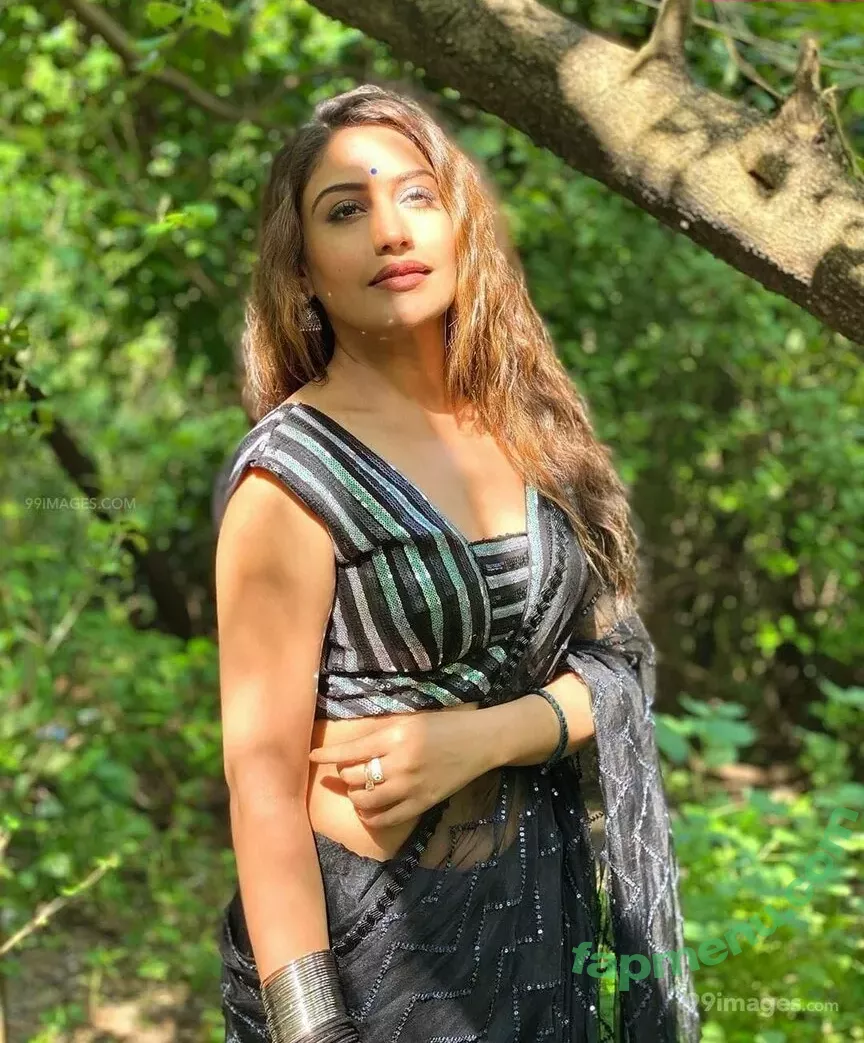 Surbhi Chandna nude photo #0206 (officialsurbhic)