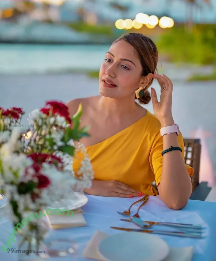 Surbhi Chandna nude photo #0207 (officialsurbhic)