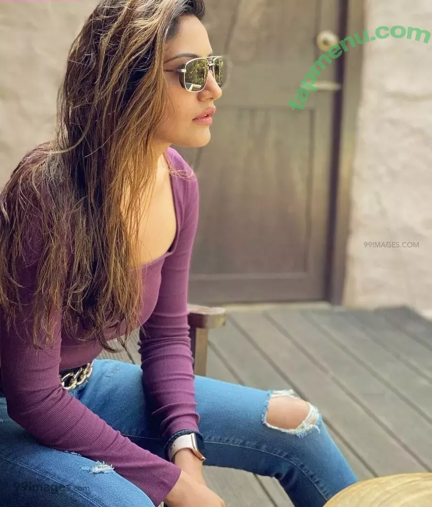 Surbhi Chandna nude photo #0211 (officialsurbhic)