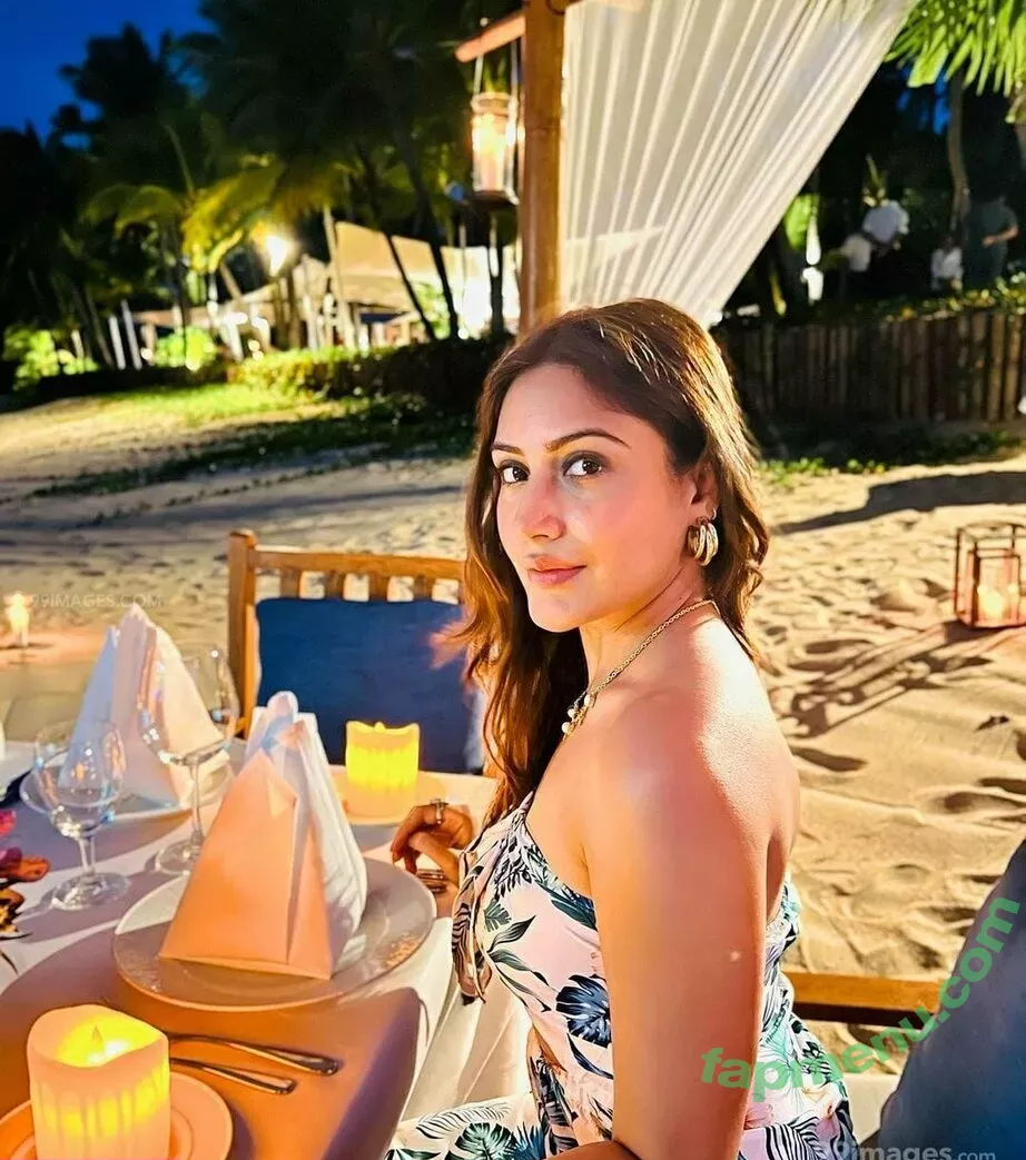 Surbhi Chandna nude photo #0221 (officialsurbhic)