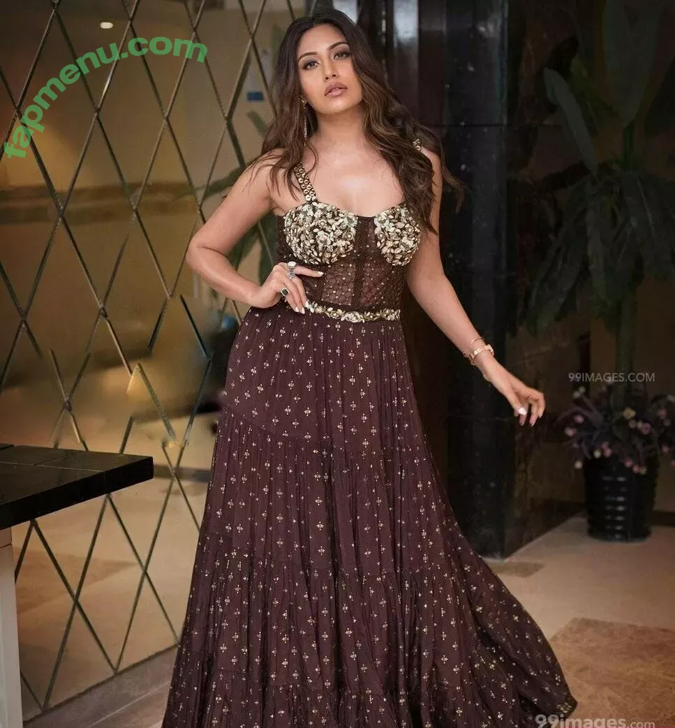 Surbhi Chandna nude photo #0230 (officialsurbhic)