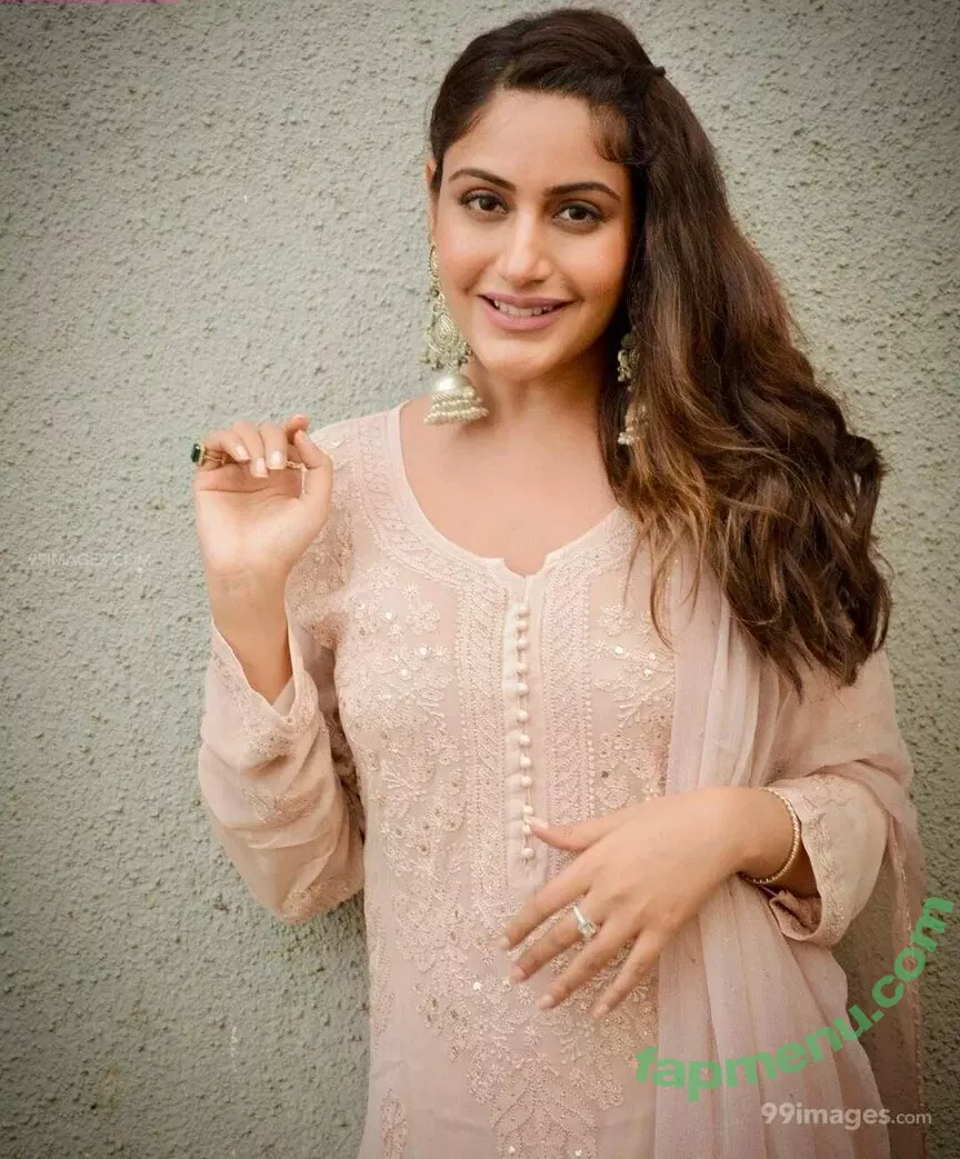 Surbhi Chandna nude photo #0288 (officialsurbhic)