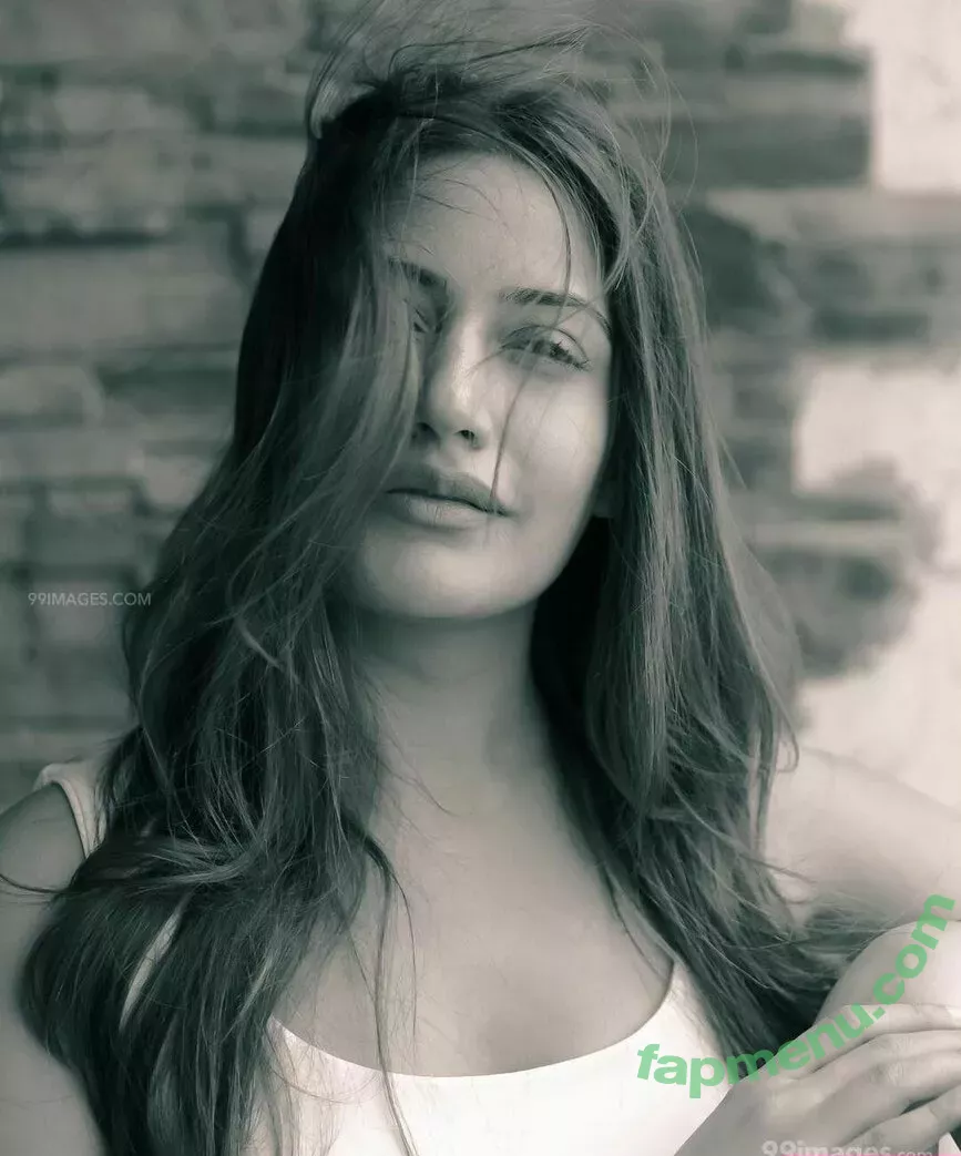 Surbhi Chandna nude photo #0289 (officialsurbhic)