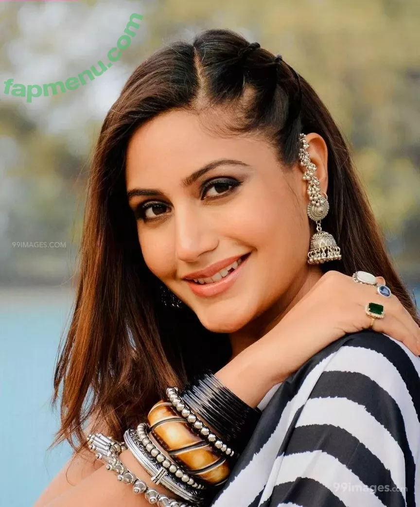Surbhi Chandna nude photo #0295 (officialsurbhic)