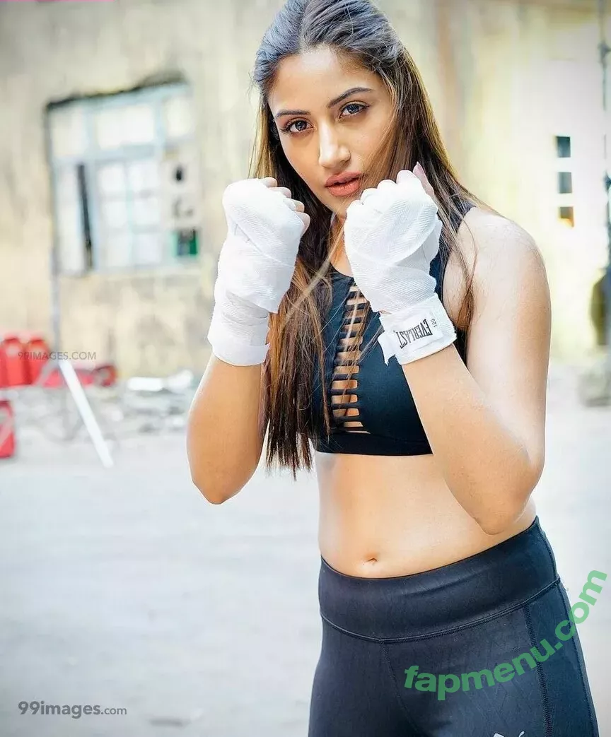 Surbhi Chandna nude photo #0304 (officialsurbhic)