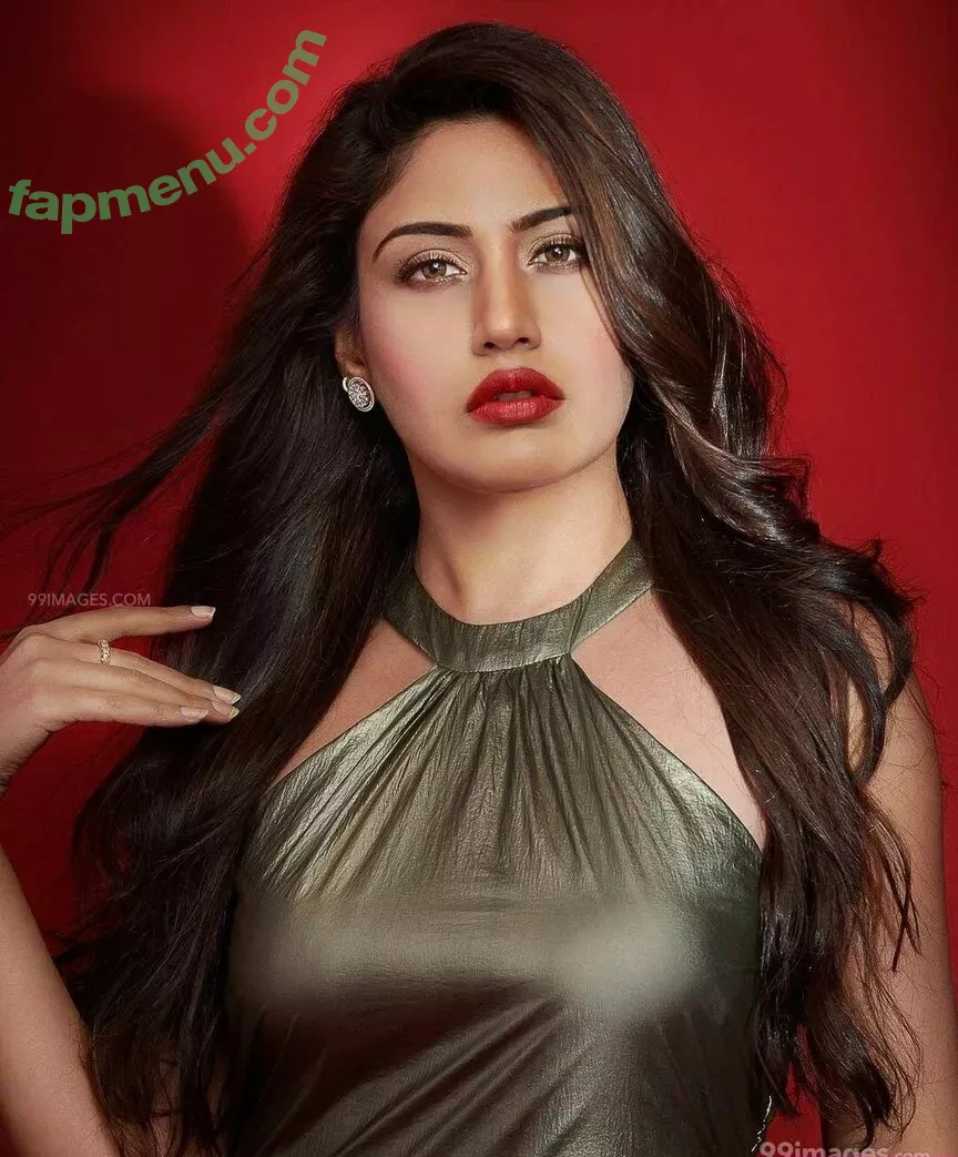 Surbhi Chandna nude photo #0322 (officialsurbhic)