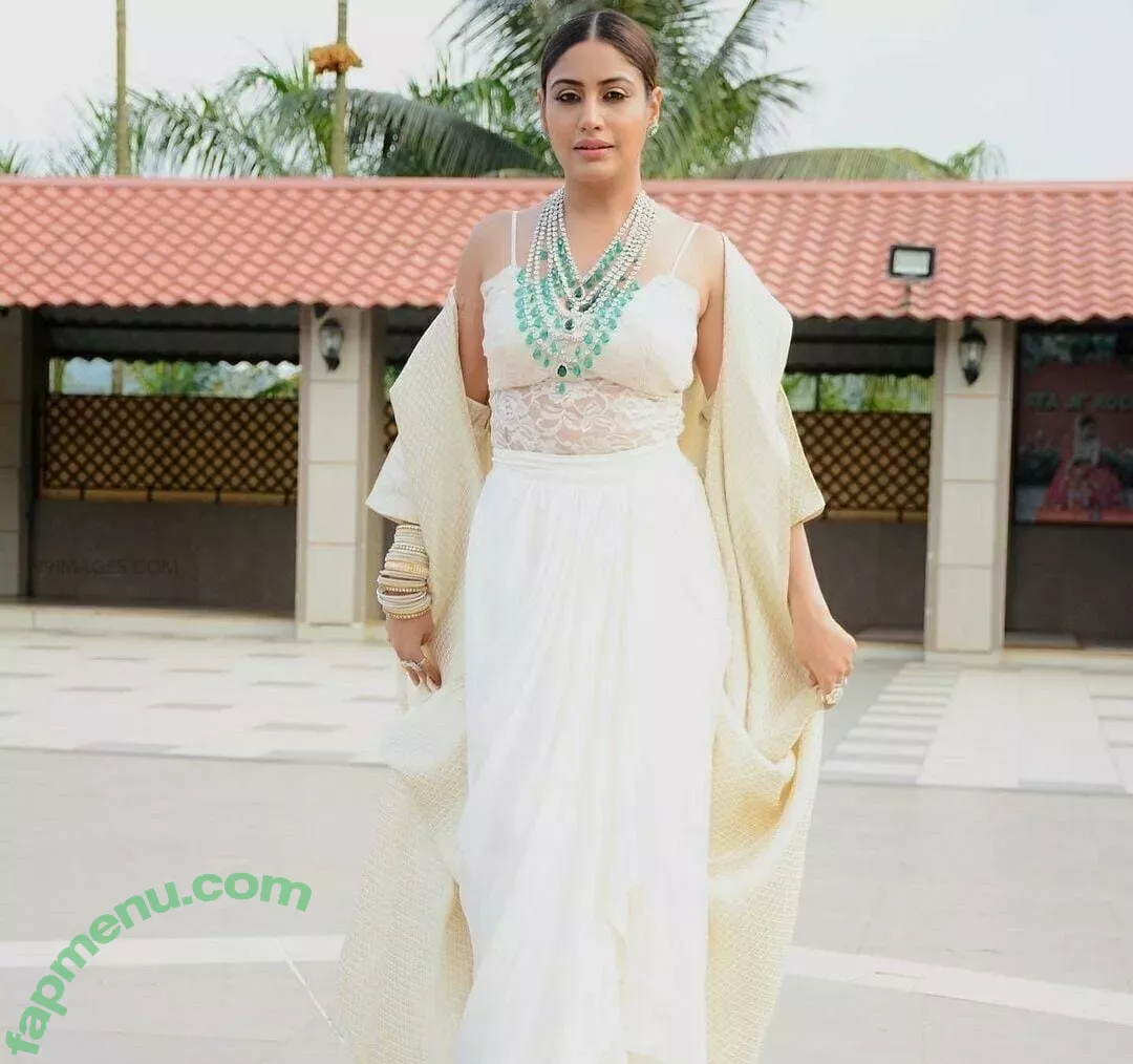 Surbhi Chandna nude photo #0327 (officialsurbhic)