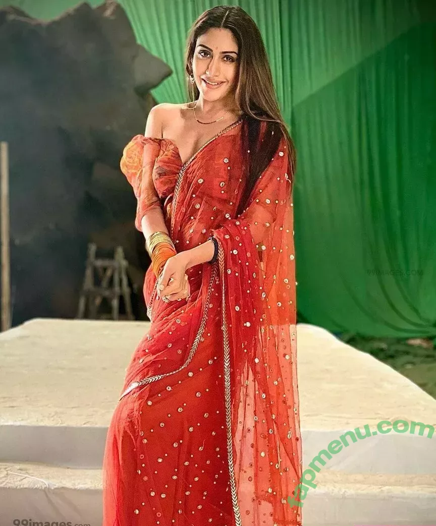 Surbhi Chandna nude photo #0333 (officialsurbhic)