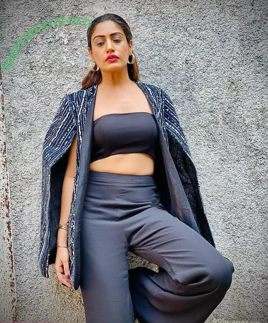 Surbhi Chandna nude photo #0336 (officialsurbhic)