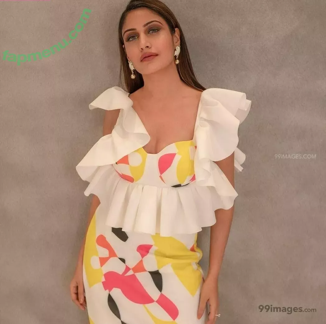 Surbhi Chandna nude photo #0342 (officialsurbhic)