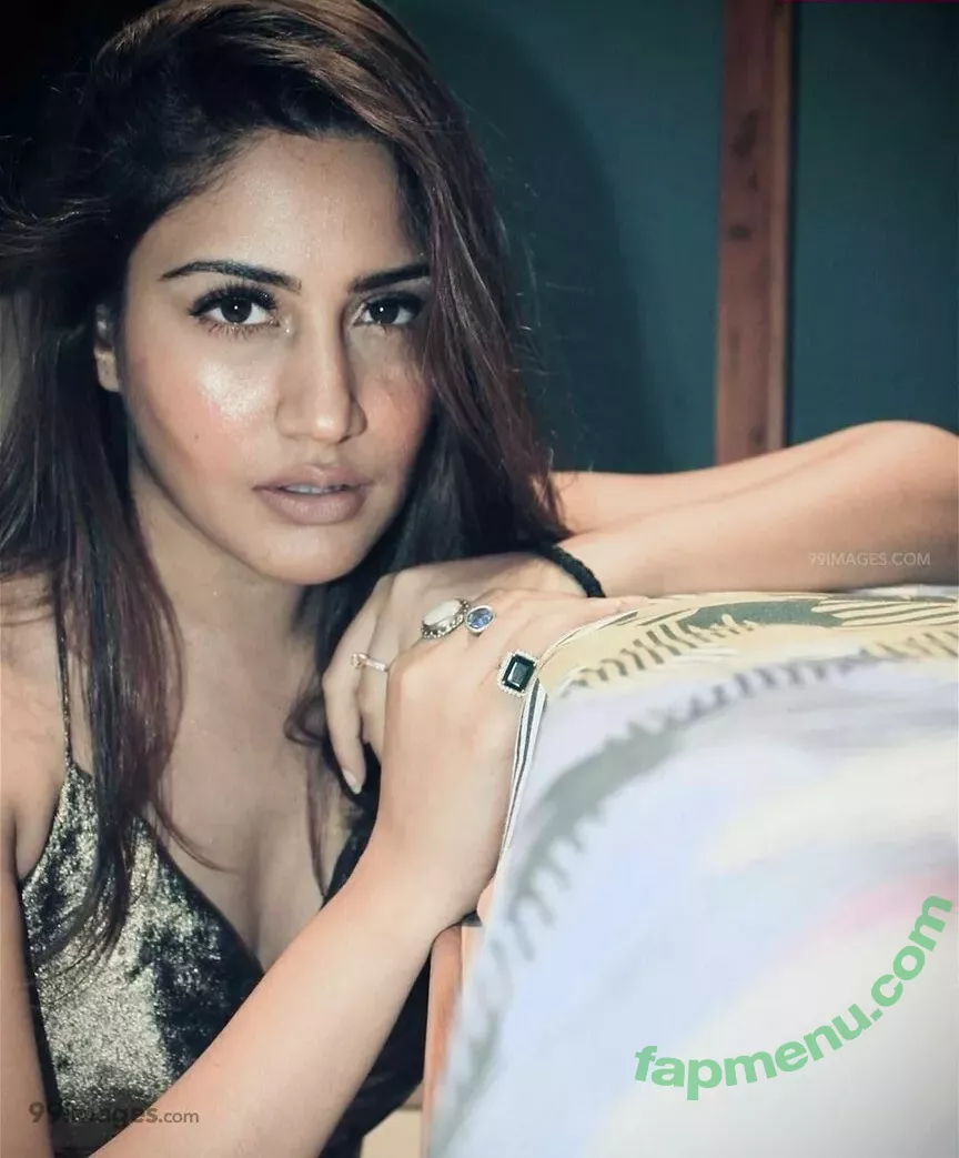 Surbhi Chandna nude photo #0389 (officialsurbhic)