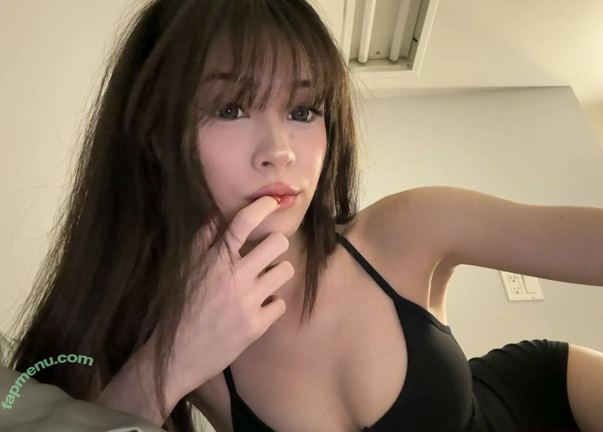 surelynotsi nude photo #0040 (surelynotsi)