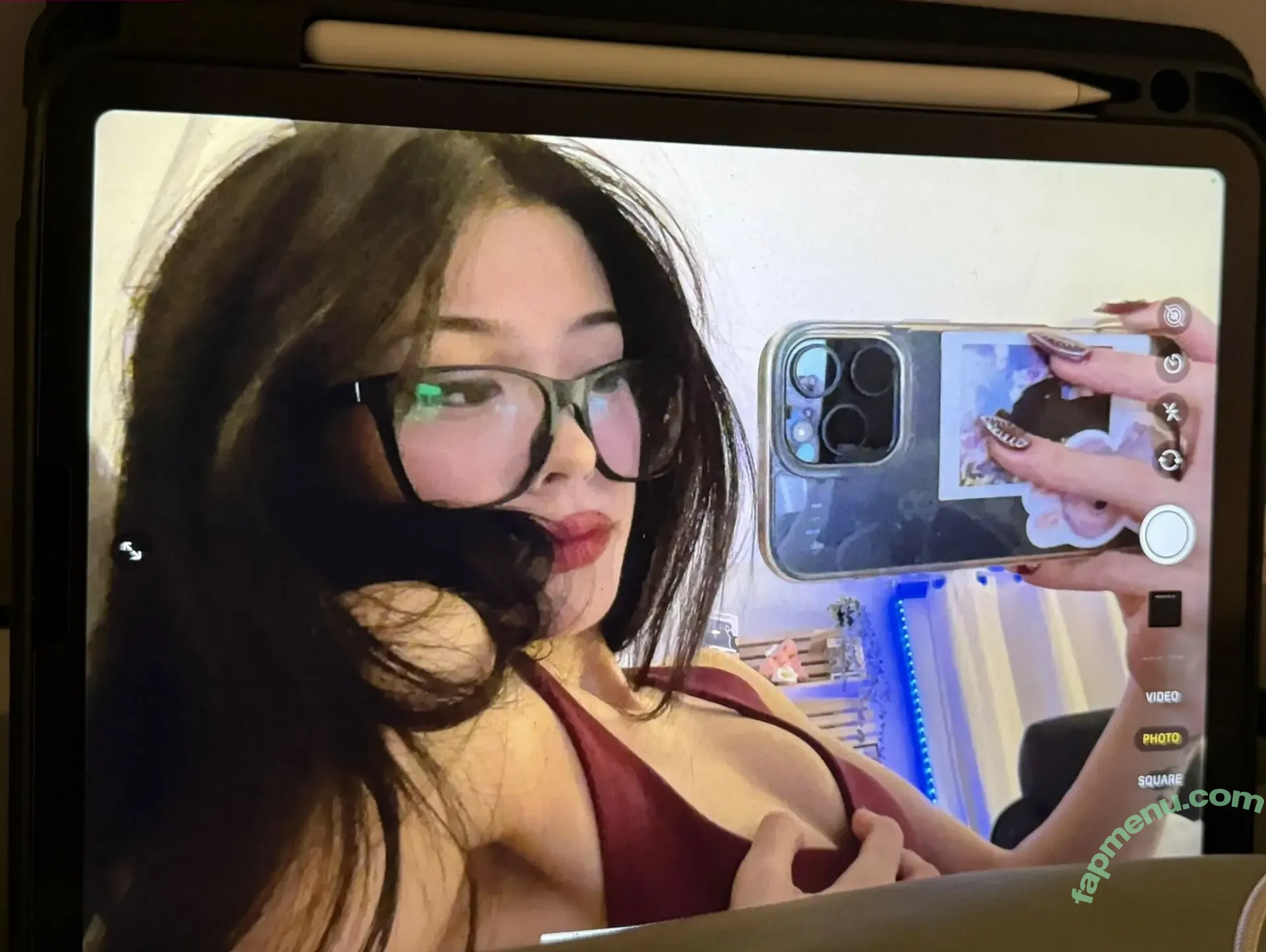 surelynotsi nude photo #0041 (surelynotsi)