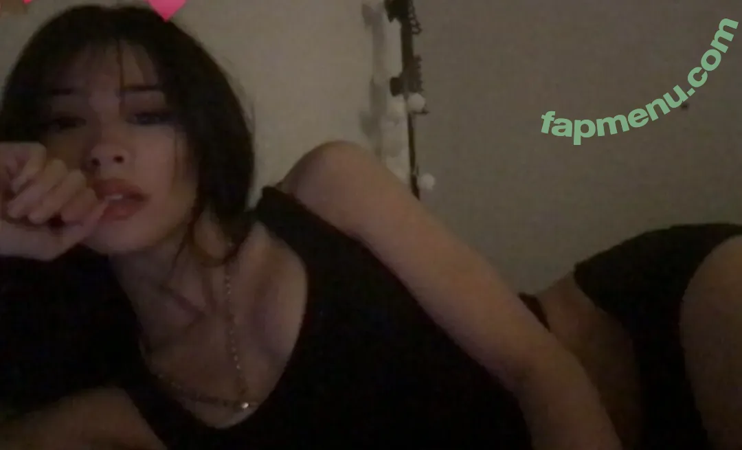 surelynotsi nude photo #0052 (surelynotsi)