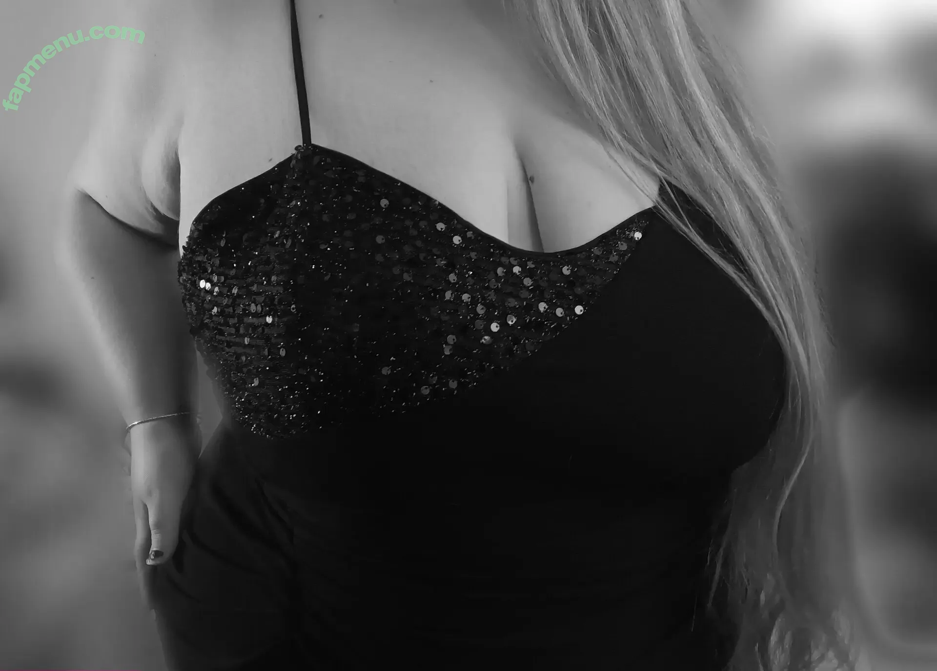 surrendertoevie nude photo #0028 (surrender.247)