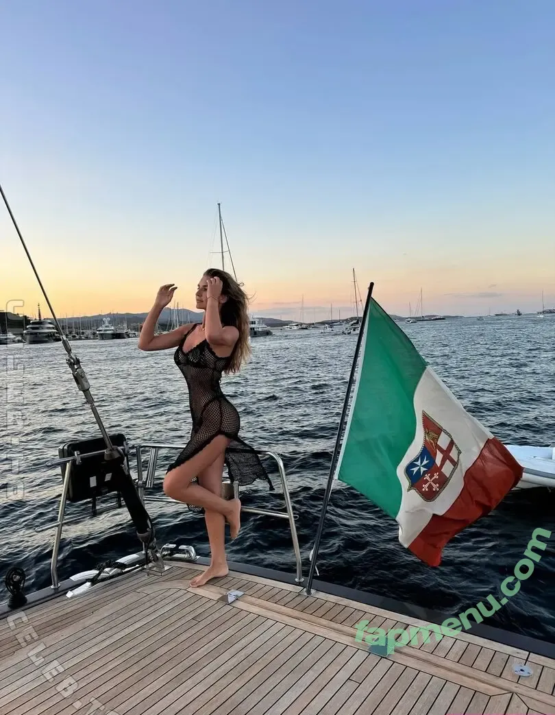 Susanna Giovanardi nude photo #0263 (susannagiovanardi)