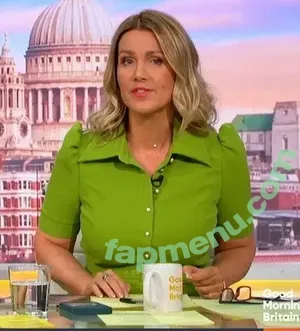 Susanna Reid / susannareid100 nude photo #0582