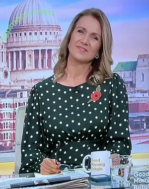 Susanna Reid / susannareid100 nude photo #0779