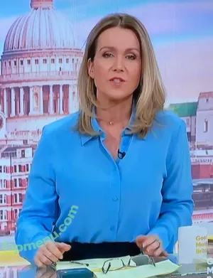 Susanna Reid / susannareid100 nude photo #0831