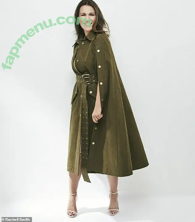 Susanna Reid nude photo #0873 (susannareid100)