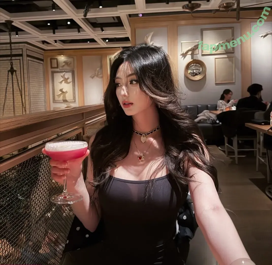 susansunn nude photo #0021 (susan_sun17)