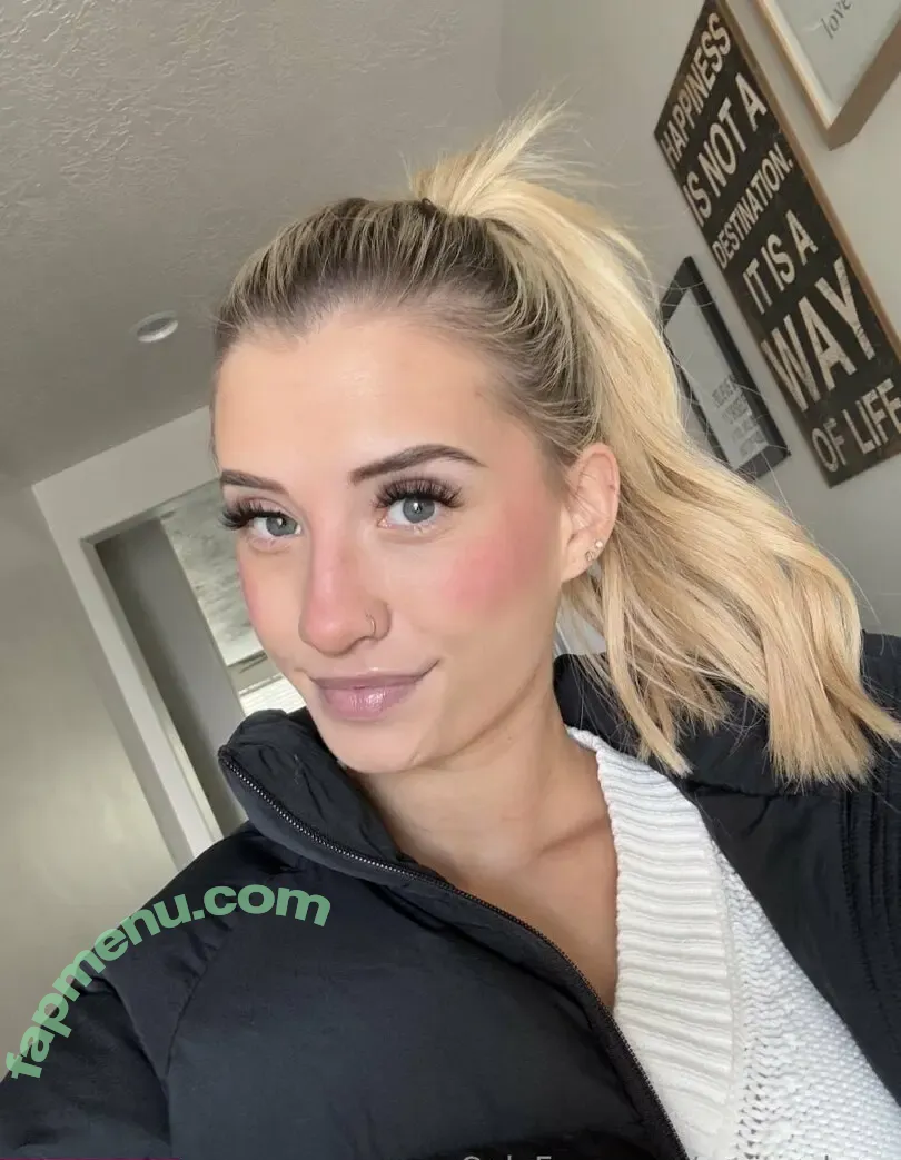 susieonlyxo nude photo #0051 (susieonlyxo)