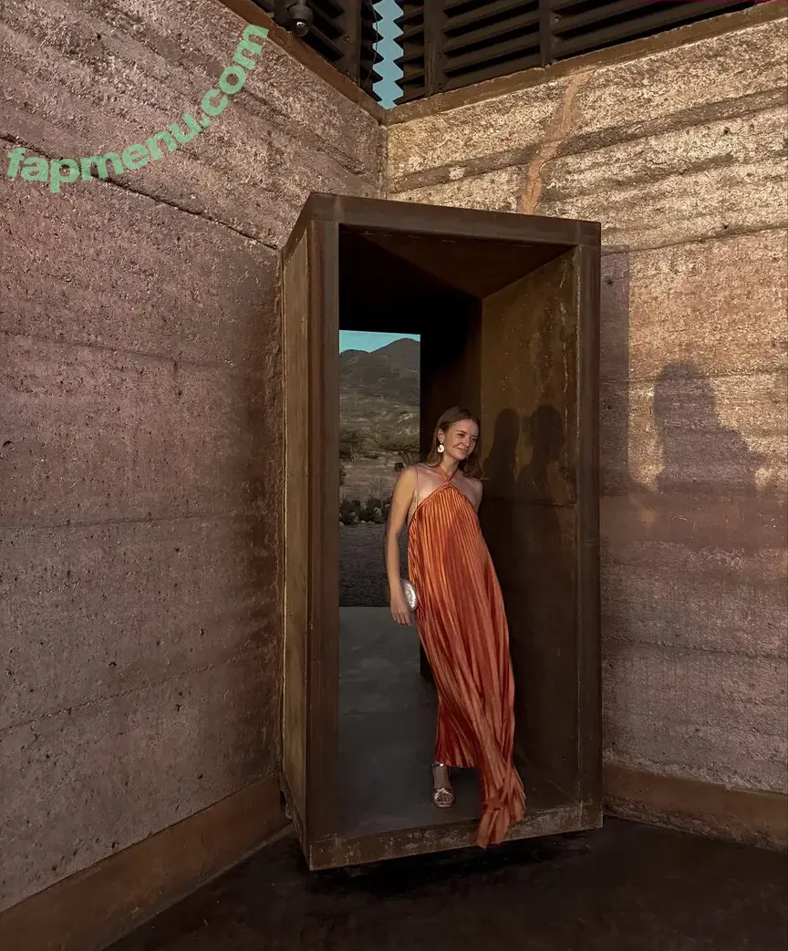 Susividal nude photo #0102 (Susividal)