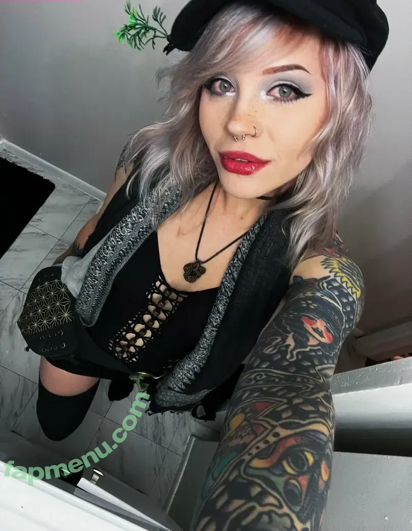 SuspiciousRavioli nude photo #0086 (sleepssmoke)