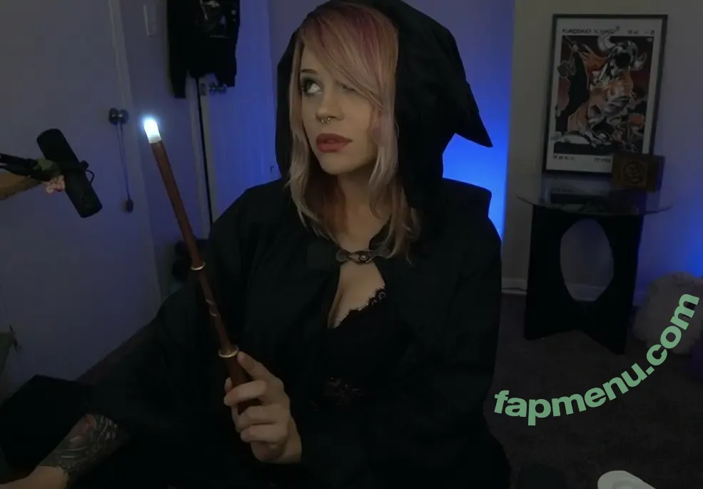 SuspiciousRavioli nude photo #0094 (sleepssmoke)