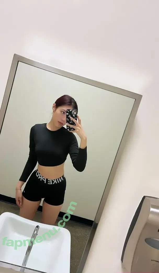 Suuhleena nude photo #0014 (Suuhleena)