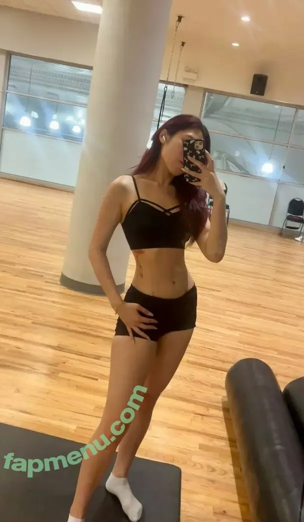 Suuhleena nude photo #0015 (Suuhleena)