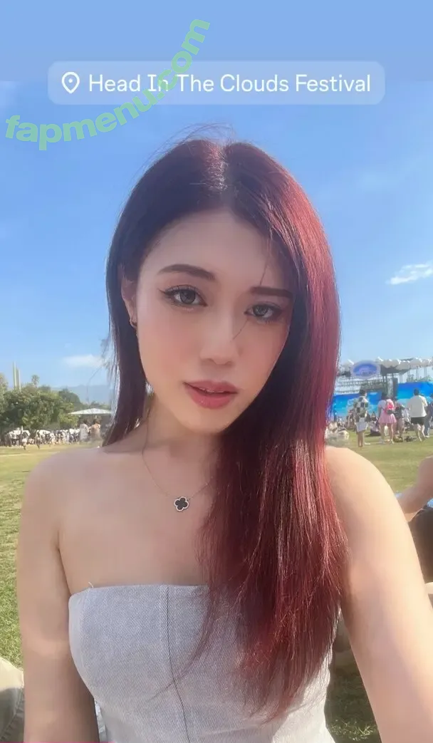 Suuhleena nude photo #0040 (Suuhleena)