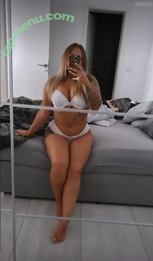 Suundsangleichsusan nude photo #0006 (Suundsangleichsusan)