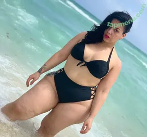 Suzee Fett / _suzeeee._ / suzee_fett nude photo #0021