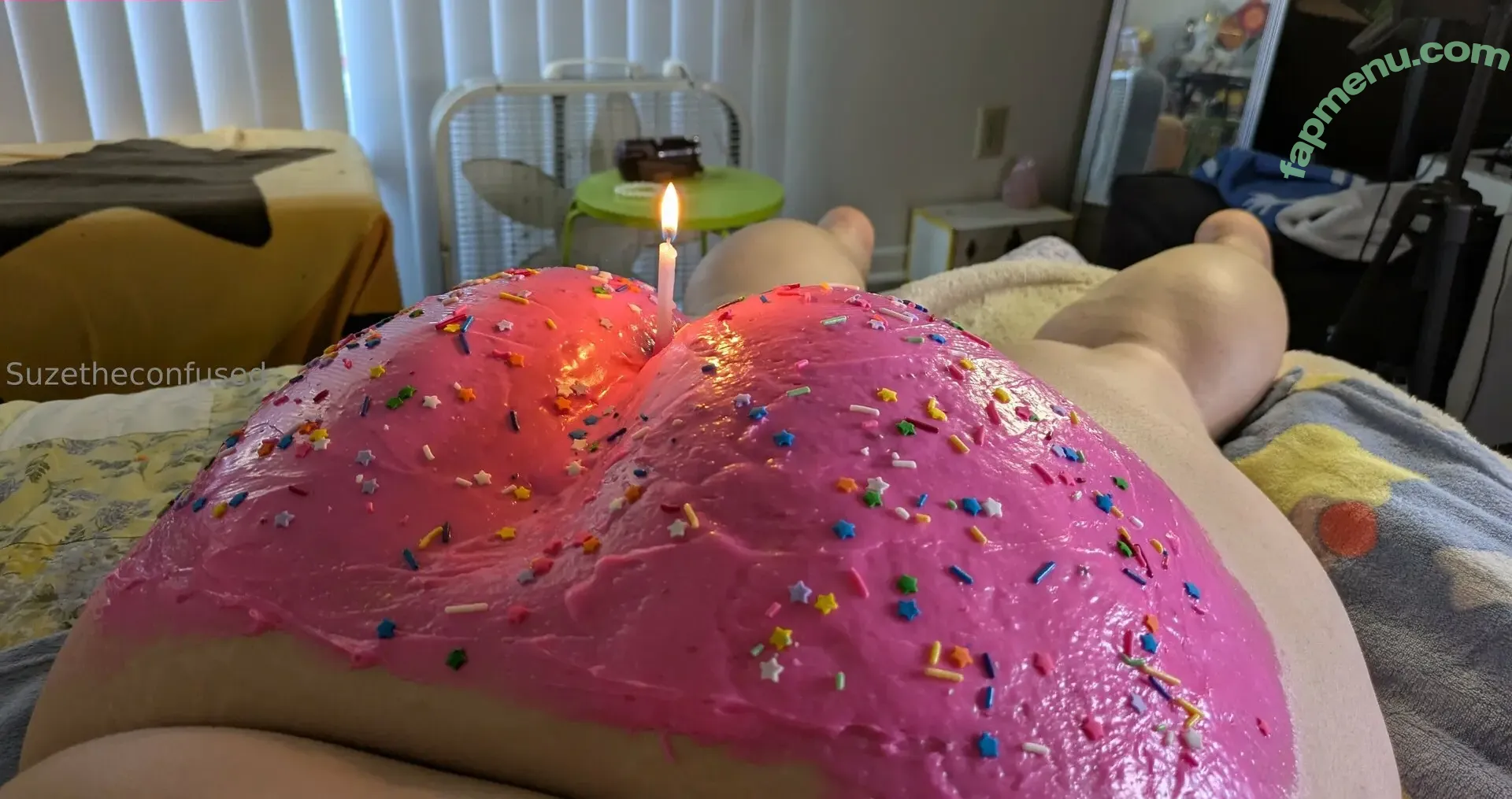 suzetheconfused nude photo #0071 (suzetheconfused)