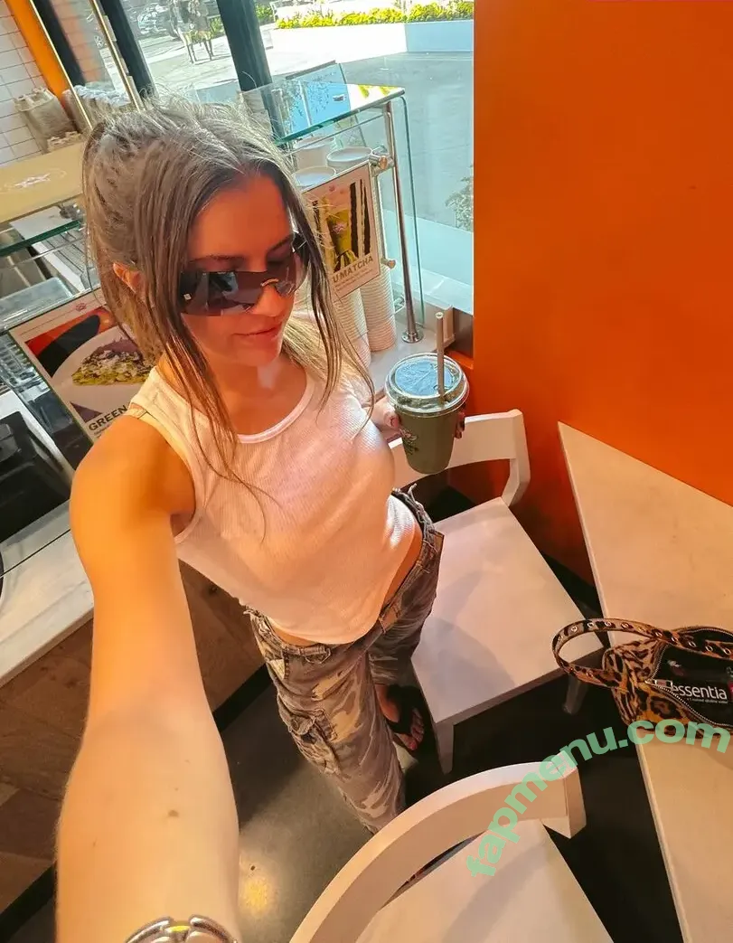 Suzie Taylor nude photo #0078 (sooztaylor)