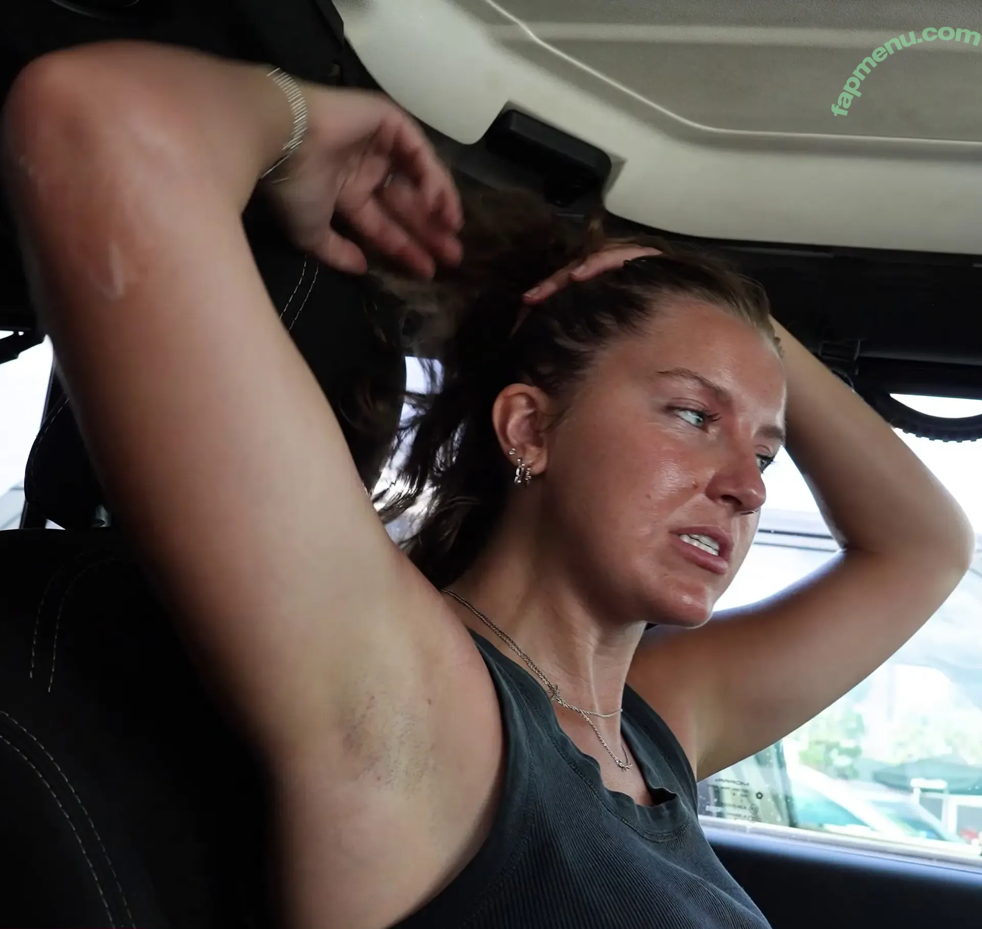 Suzie Taylor nude photo #0098 (sooztaylor)