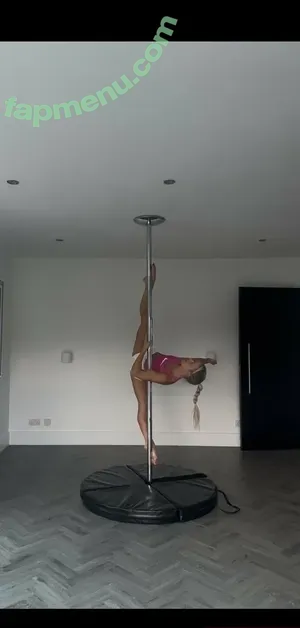 Suziebest nude photo #0715