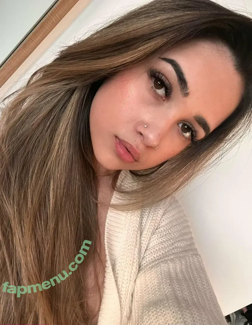 suziluna nude photo #0007 (suzilunaa)