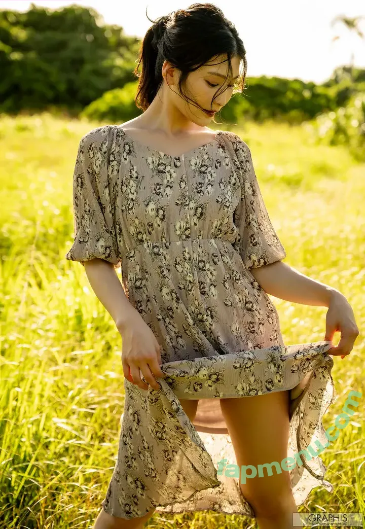 Suzu Honjo nude photo #0698 (honjo_suzu / honjosuzu)