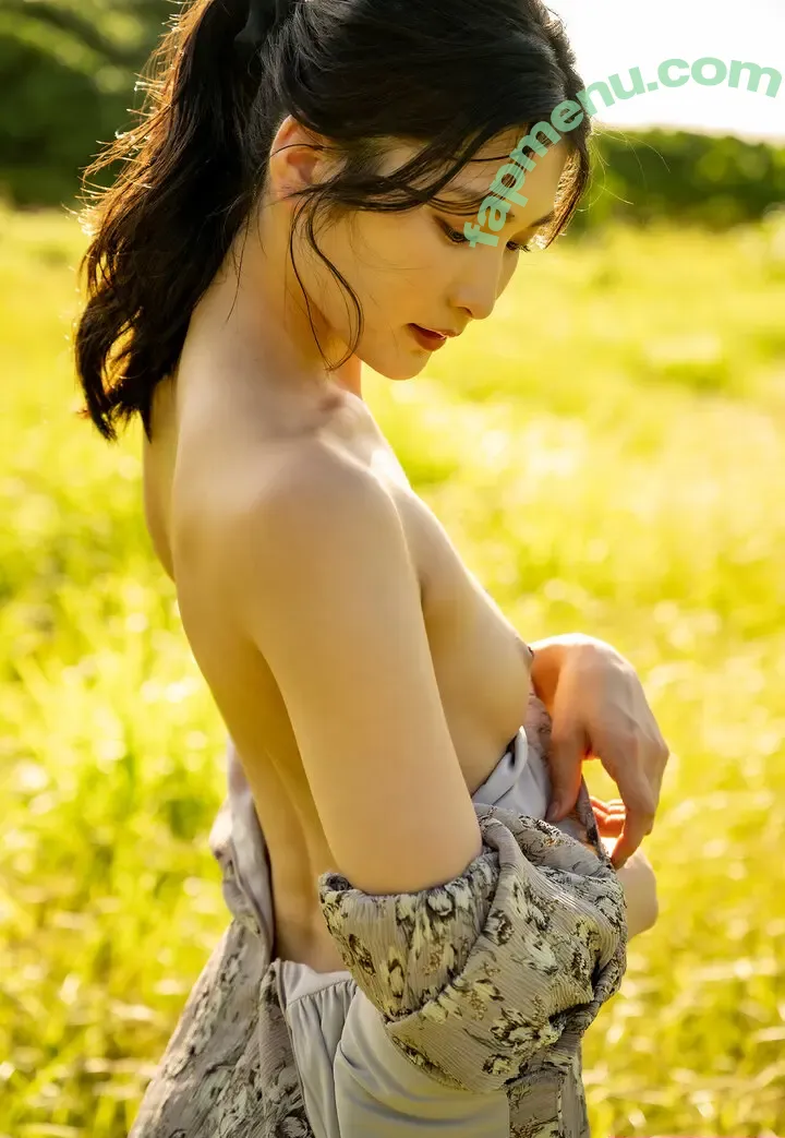 Suzu Honjo nude photo #0701 (honjo_suzu / honjosuzu)