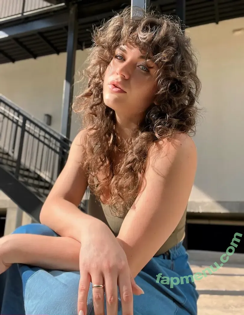 suzyslaps nude photo #0013 (slapsandgiggles)