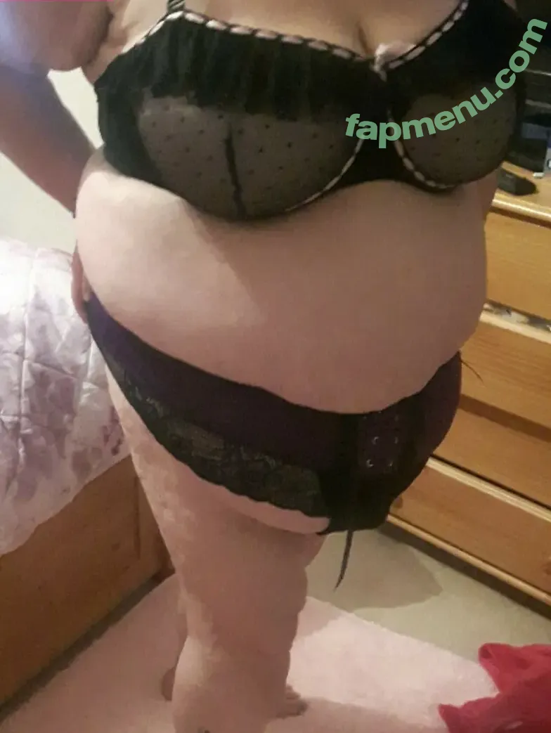 Suzzie SSBBW nude photo #0021 (suzieq_t)