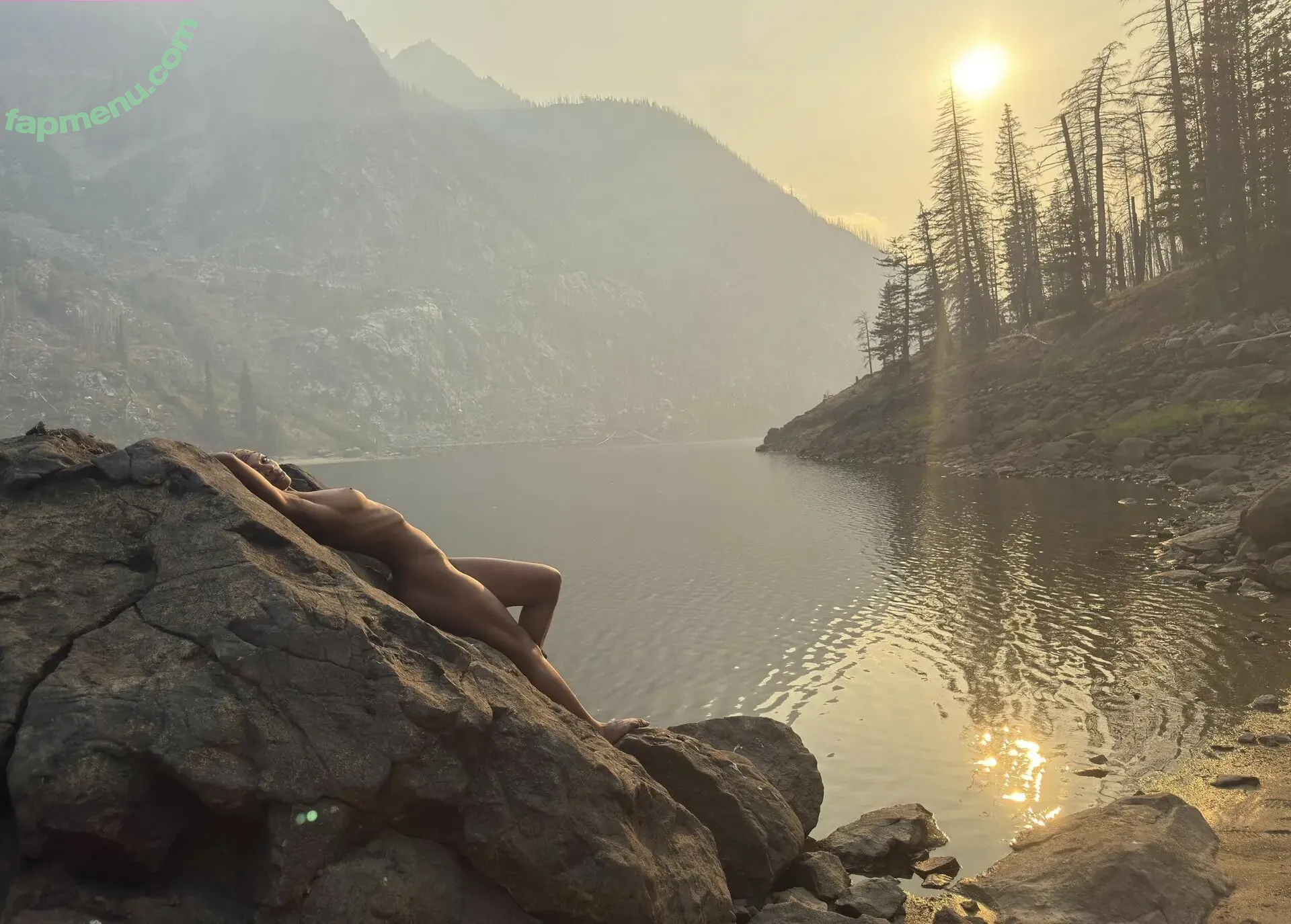 sveltegoddess nude photo #0038 (Autumn / autumn.busayo / autumnbusayo)