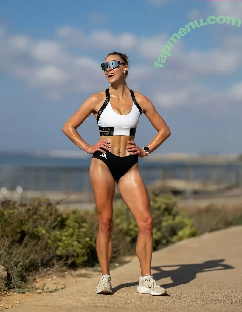 Svenja Sommer nude photo #0137 (svenjasommer)