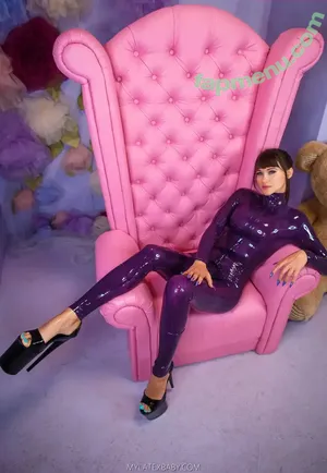 Svetlana Fedorkevich / gleammygirl / shinybae nude photo #0327