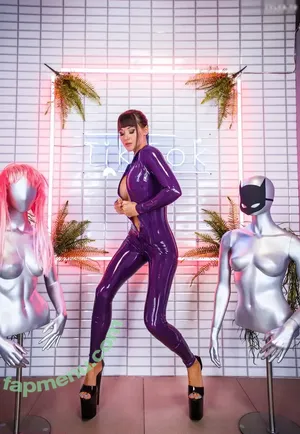 Svetlana Fedorkevich / gleammygirl / shinybae nude photo #0538