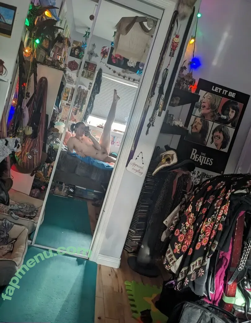 swaggy_aliens nude photo #0001 (swaggy_aliens)